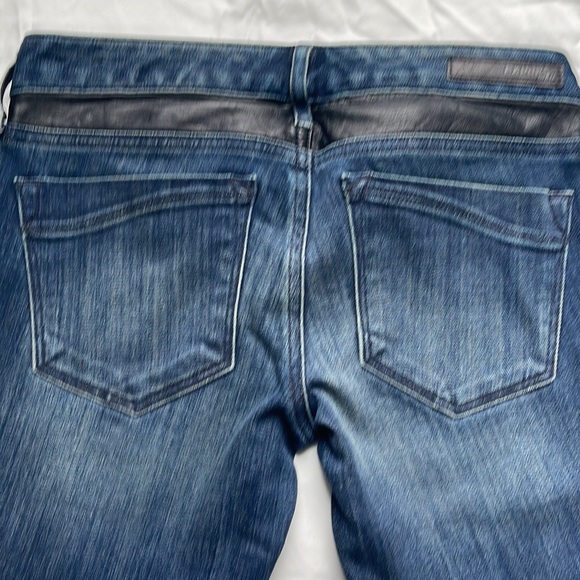 Express Legging Jeans with Black Leather Detail. SIZE 0 - Picture 7 of 8